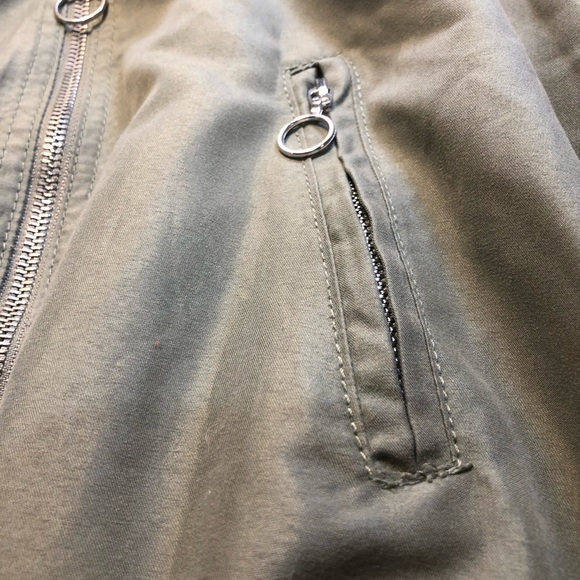 Streetwear Society Light weight Army Green Jacket Pockets Silver Accents Large - Picture 4 of 14